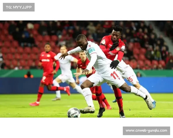 斯图加特超级杯惜败拜仁 展现中前场实力与潜力