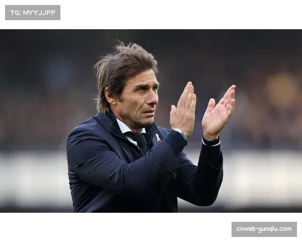 转会传闻：那不勒斯关注费耶诺德中场魏费尔，视其为泽林斯基替代者